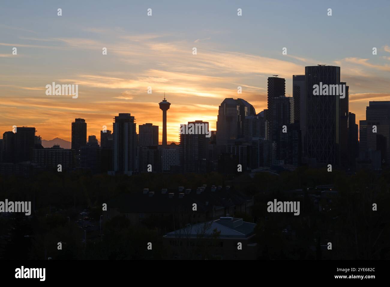 Sonnenuntergang Im Stadtzentrum Von Calgary Stockfoto