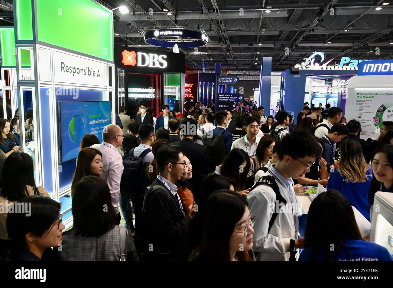 Hongkong, China, 28. Oktober 2024. Die Hong Kong Fintech Week, organisiert von Financial Services und Treasury Bureau und Invest Hong Kong, findet am 28. Oktober 2024 auf der AsiaWorld Expo in Hongkong statt. Credit: Li Zhihua/China News Service/Alamy Live News Stockfoto