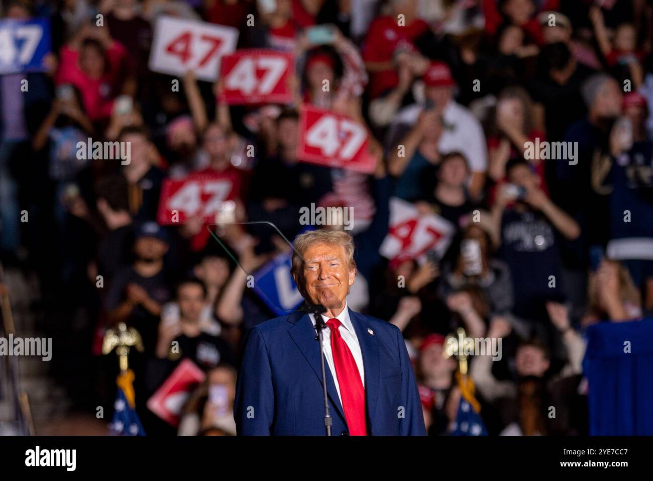 Der ehemalige Präsident und 2024 republikanische Präsidentschaftskandidat spricht bei einer Kundgebung im McCamish Pavilion auf dem Campus der Georgia Tech, Atlanta, Georgia o Stockfoto