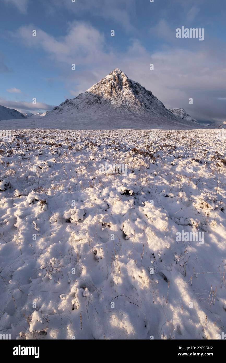 Stob Dearg oder Buachaille Etive Mòr im Winter, Rannoch Moor, Argyll & Bute, Scottish Highlands, Schottland, UK Stockfoto