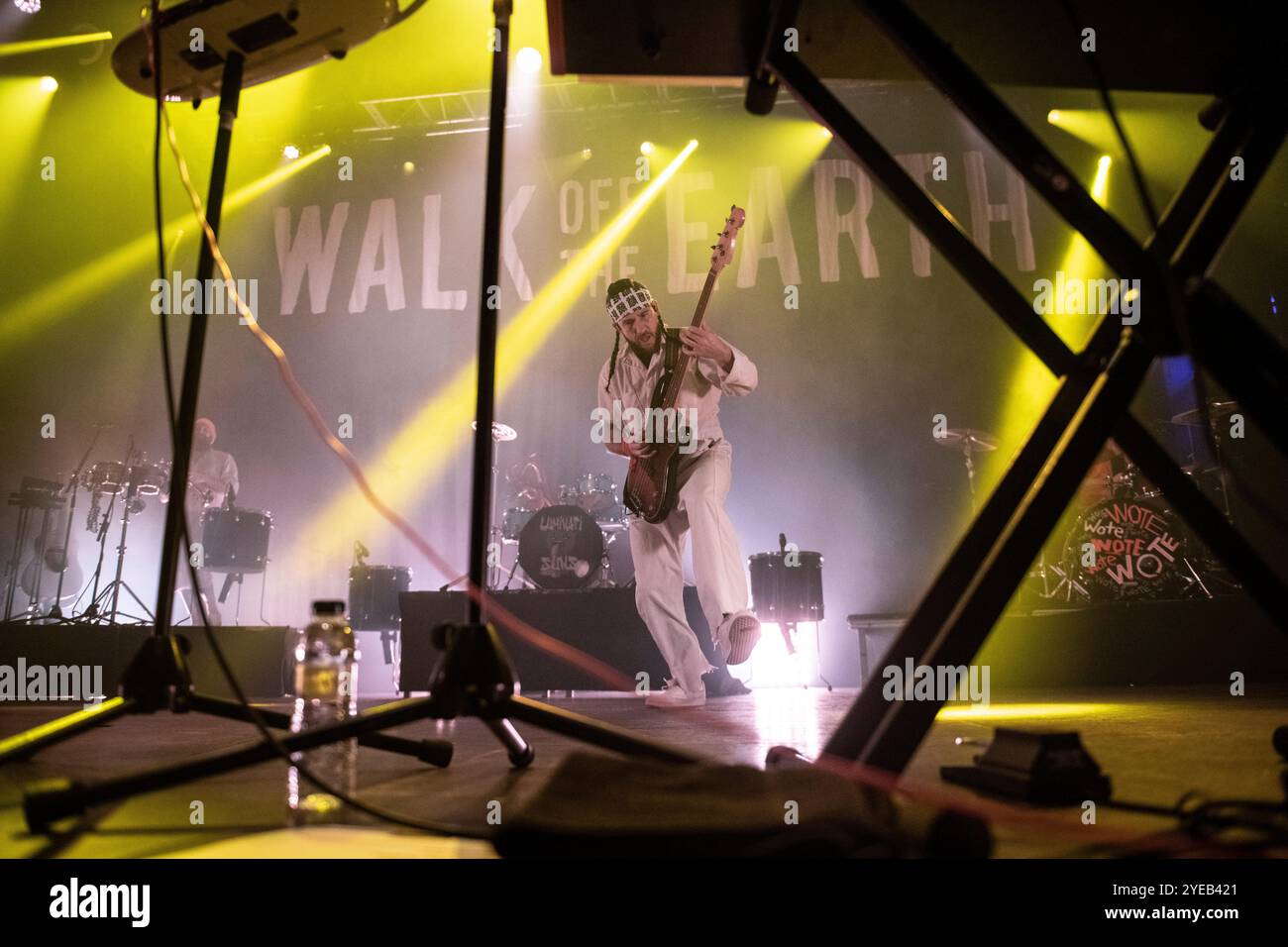 Walk off the Earth im Sala Razzmatazz, Barcelona, 22. Oktober 2024. Fotograf: Ale Espaliat Stockfoto