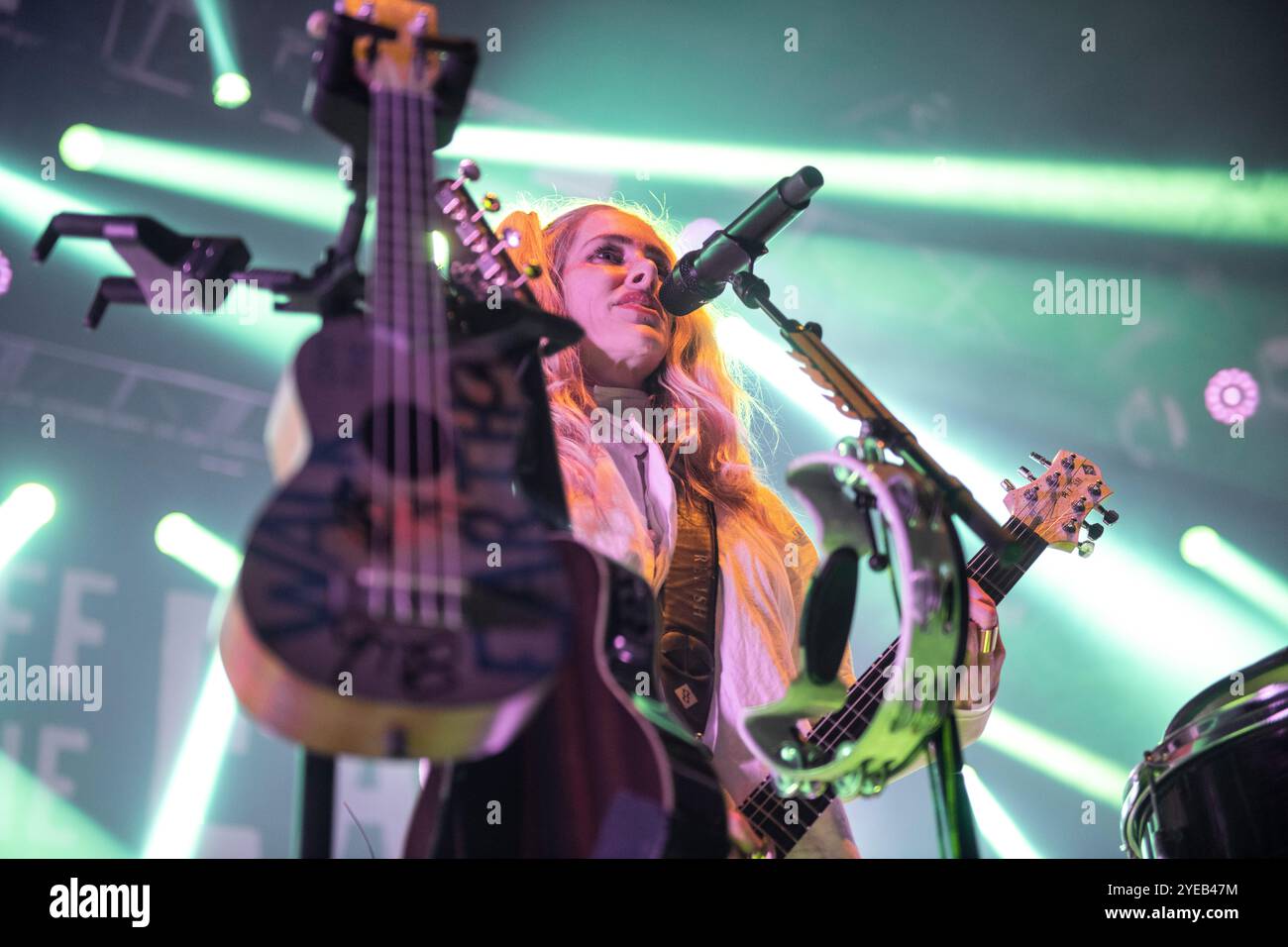 Walk off the Earth im Sala Razzmatazz, Barcelona, 22. Oktober 2024. Fotograf: Ale Espaliat Stockfoto
