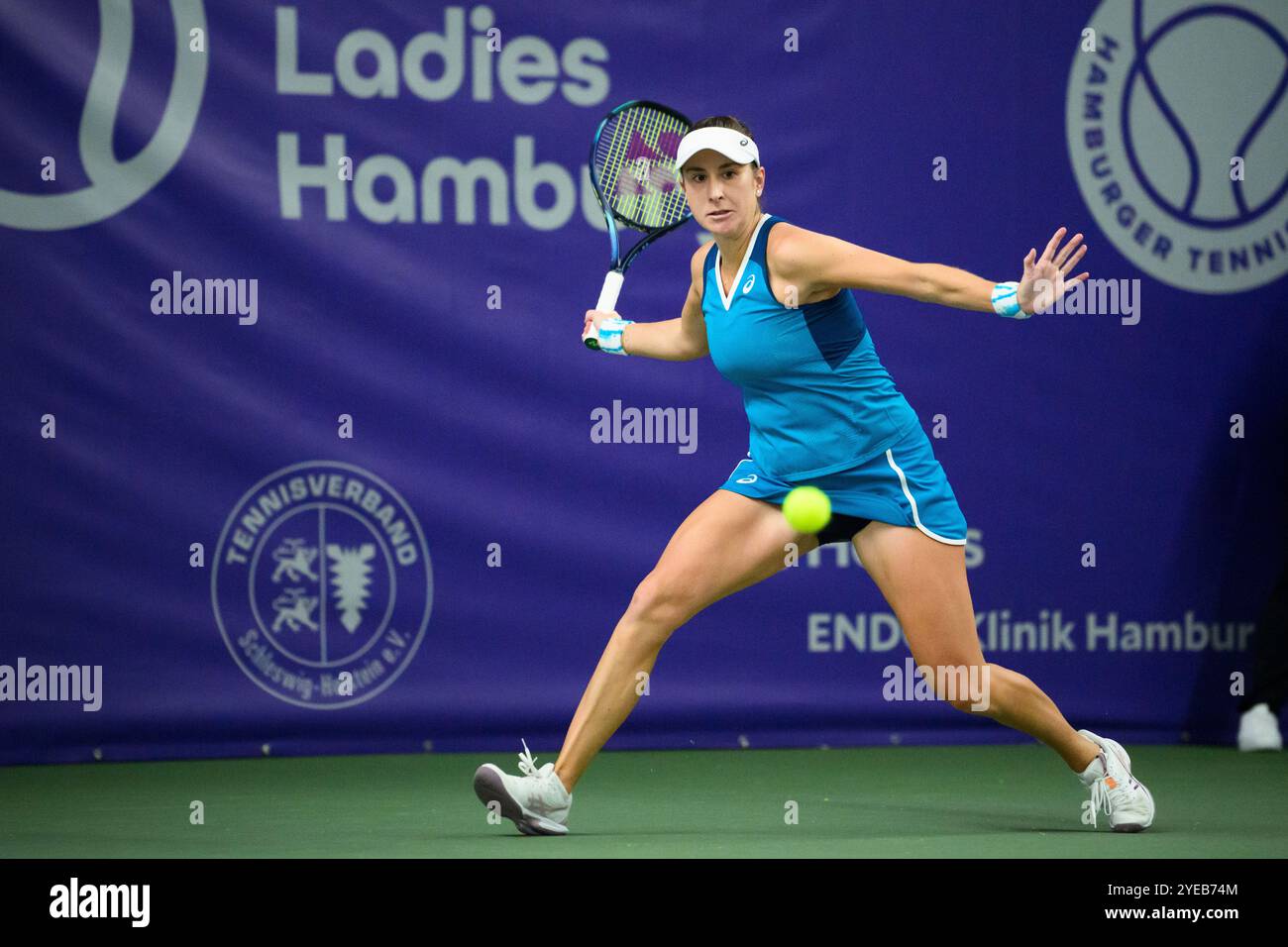 Hamburg, Deutschland. 30. Oktober 2024. Tennis, ITF 75 Turnier, erste Runde, Bencic (Schweiz) - Avdeyeva (Russland), die Schweizer Belinda Bencic in Aktion. Quelle: Gregor Fischer/dpa/Alamy Live News Stockfoto