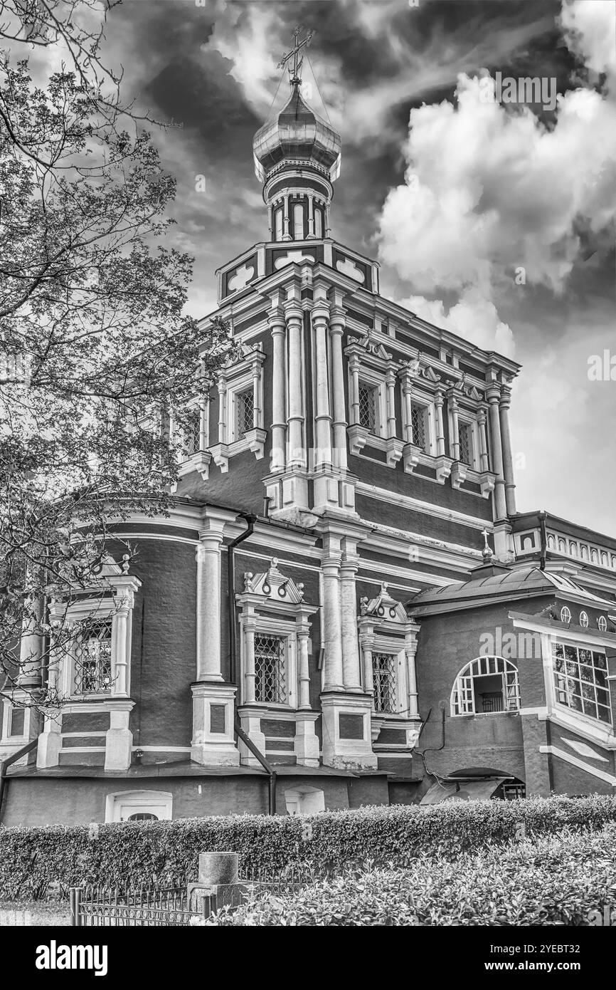 Orthodoxe Kirche in Nowodewitschi-Kloster, Wahrzeichen und Sehenswürdigkeiten in Moskau, Russland. UNESCO-Weltkulturerbe Stockfoto