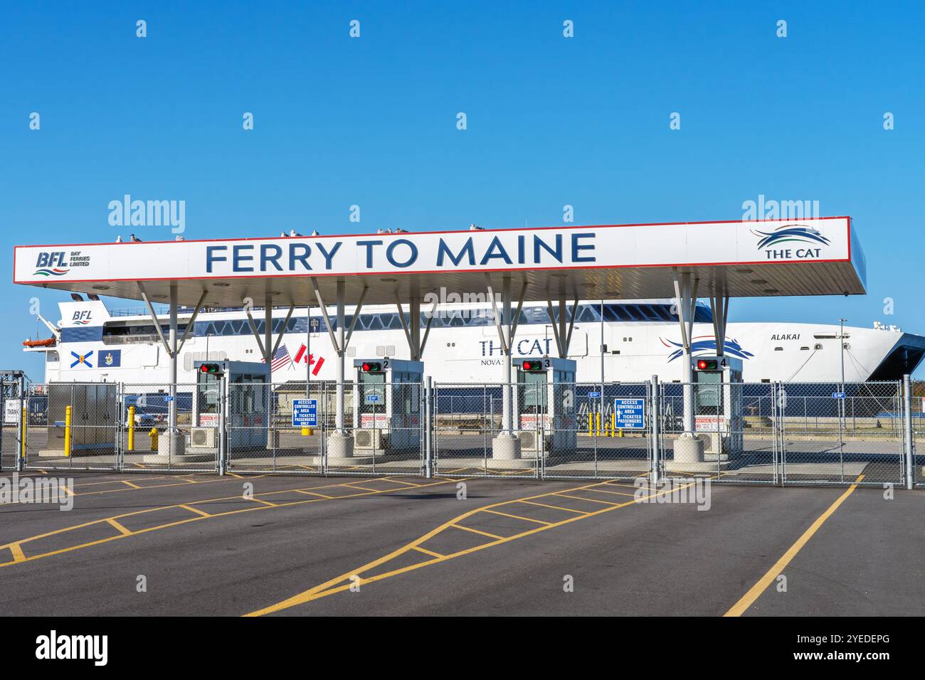 Die CAT ist eine moderne Hochgeschwindigkeitsfährverbindung zwischen Yarmouth Nova Scotia Canada und Bar Harbor Maine USA. Die 3 1/2-stündige Fahrt wurde deutlich reduziert Stockfoto