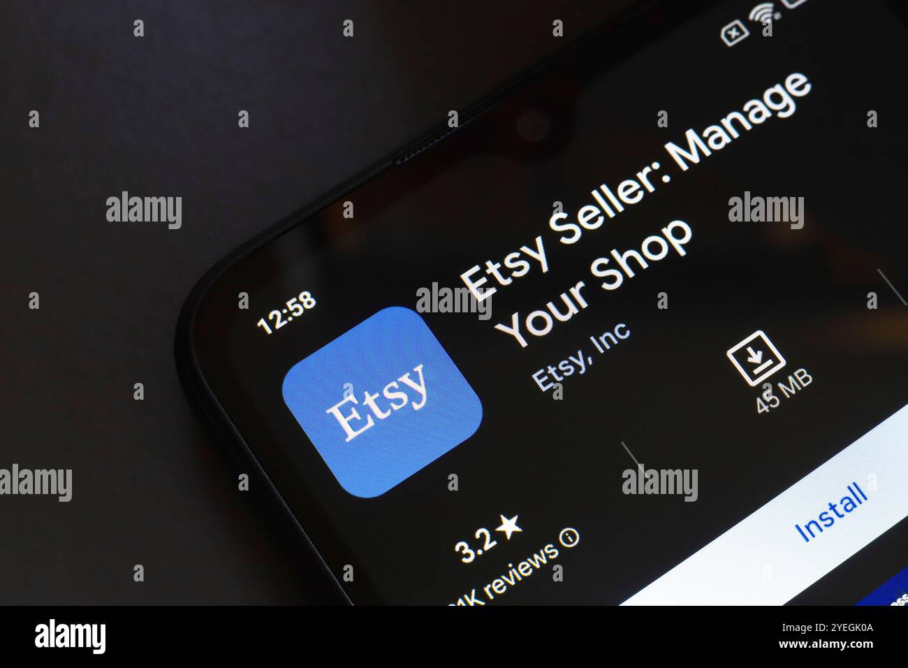 31. Oktober 2024, Brasilien. In dieser Abbildung wird das Logo der Etsy Seller App auf einem Smartphone-Bildschirm angezeigt Stockfoto