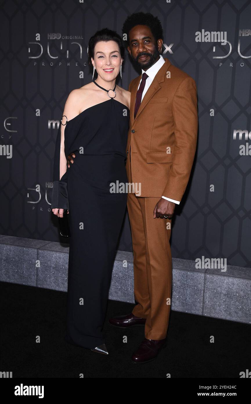 New York, USA. 30. Oktober 2024. (L-R) Olivia Williams und Rhashan Stone nehmen an HBO's 'Dune: Prophecy World Premiere im Jazz im Lincoln Center, New York, NY, am 30. Oktober 2024 Teil. (Foto: Anthony Behar/SIPA USA) Credit: SIPA USA/Alamy Live News Stockfoto