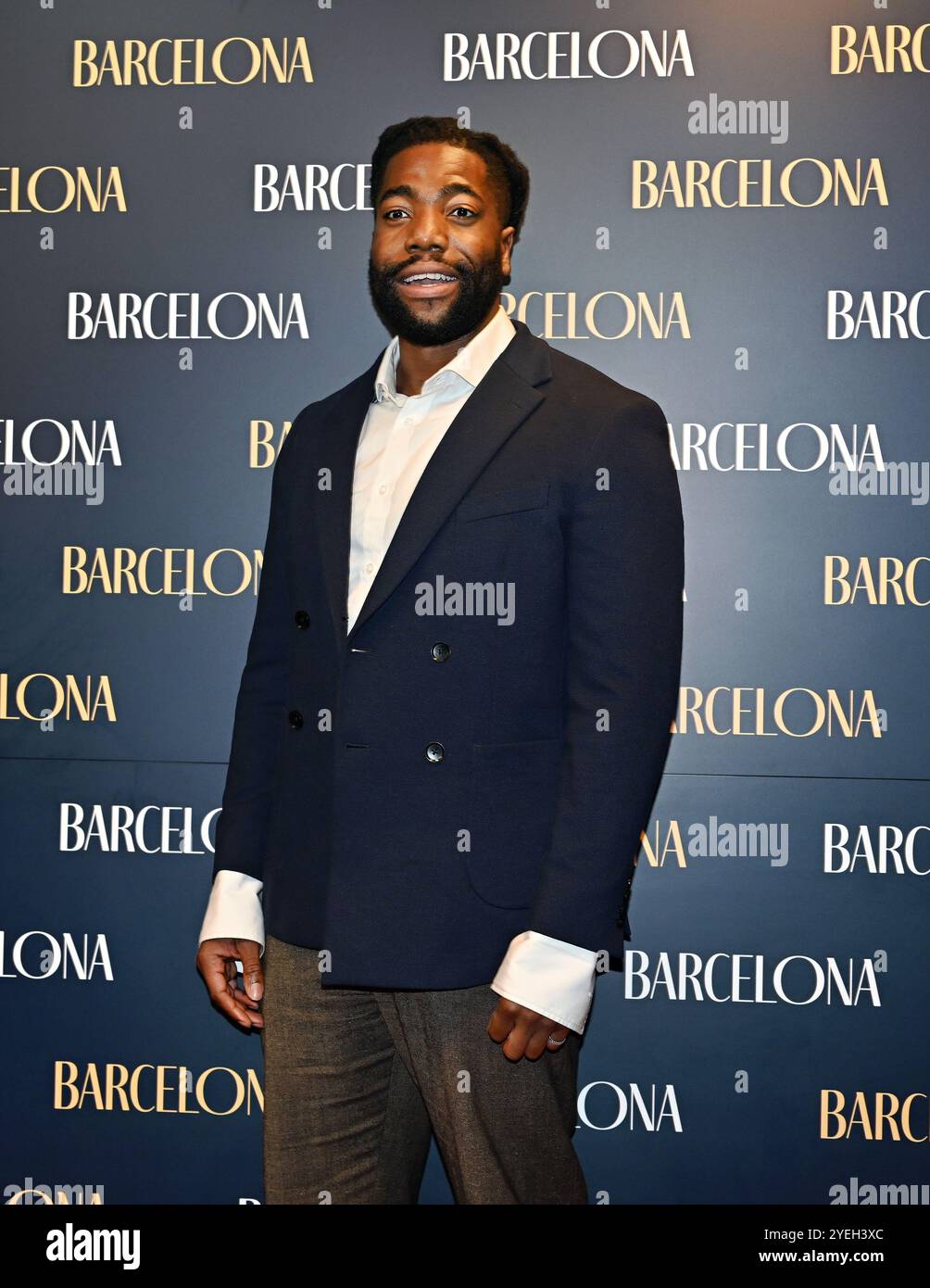 LONDON, GROSSBRITANNIEN. 30. Oktober 2024. Fehinti Balogun besucht die Galaabende „Barcelona“ im Duke of York's Theatre in London, Großbritannien. (Foto von 李世惠/siehe Li/Picture Capital) Credit: Siehe Li/Picture Capital/Alamy Live News Stockfoto