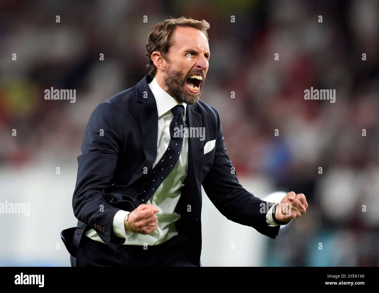 Fußball - Euro 2020 - Halbfinale - England gegen Dänemark - Wembley Stadium, London, Großbritannien - 7. Juli 2021 England-Manager Gareth Southgate Celebr Stockfoto