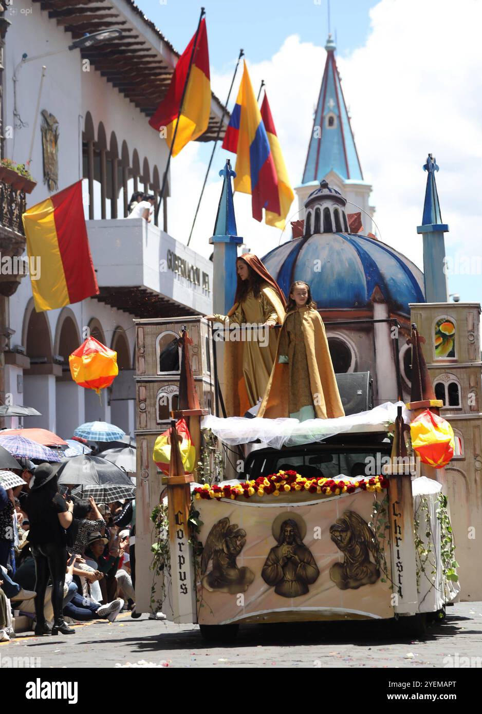 CUENCA STUDENTENPARADE FIESTAS Cuenca, Ecuador 31. Oktober 2024 heute Morgen zollten Studenten aus verschiedenen Bildungseinrichtungen der Stadt Cuenca zu Ehren ihrer 204-jährigen Unabhängigkeit Tribut. Bolivar Street wurde von Tausenden von Bürgern gefüllt, um die Studentenparade zu beobachten, wo 2300 Studenten Tänze und Choreografien vorführten Foto Boris Romoleroux API ACE CUENCA STUDENTENPARADE FESTLICHKEITEN c5ea0a1b38df0ebb21805da1b27e7f2a Copyright: XBORISxROMOLEROUXx Stockfoto