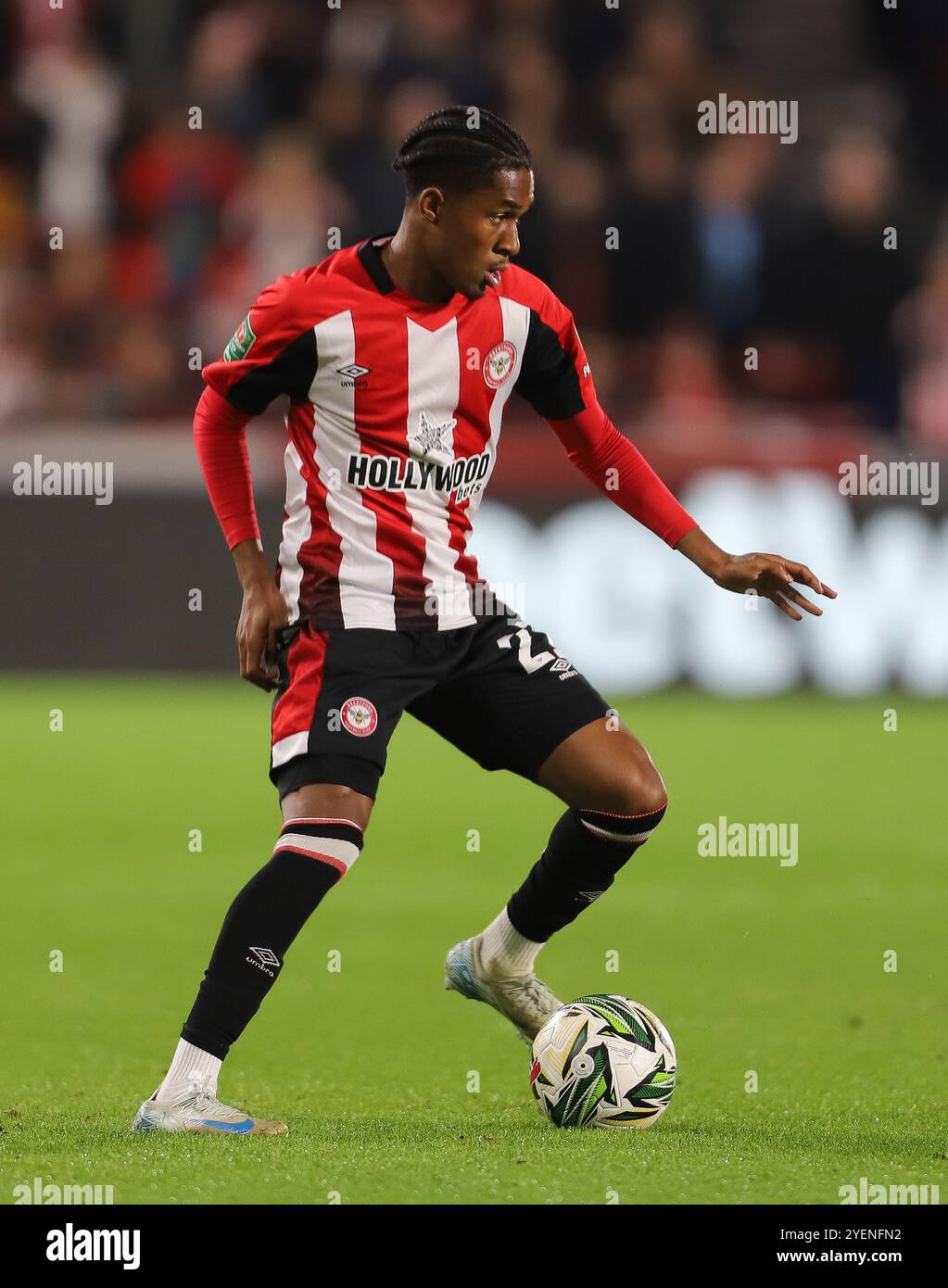 Jayden Meghoma aus Brentford beim Achtelfinale des Carabao Cups zwischen Brentford und Sheffield am Mittwoch im Gtech Community Stadium, Brentford, am Dienstag, den 29. Oktober 2024. (Foto: Jade Cahalan | MI News) Credit: MI News & Sport /Alamy Live News Stockfoto