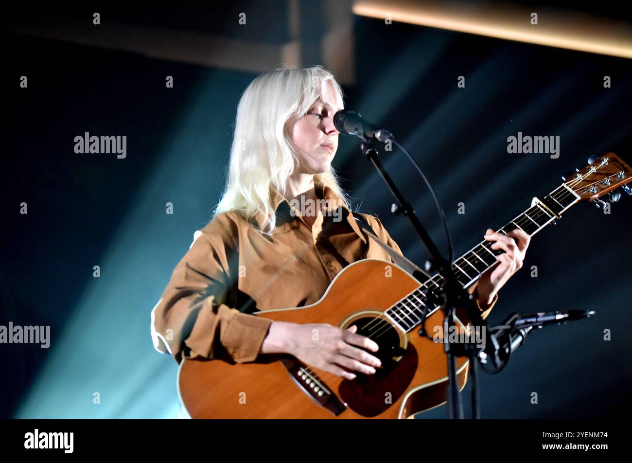 Laura Marling präsentiert neues Album in St Johns, Hackney Church, 30. Oktober 2024 Stockfoto