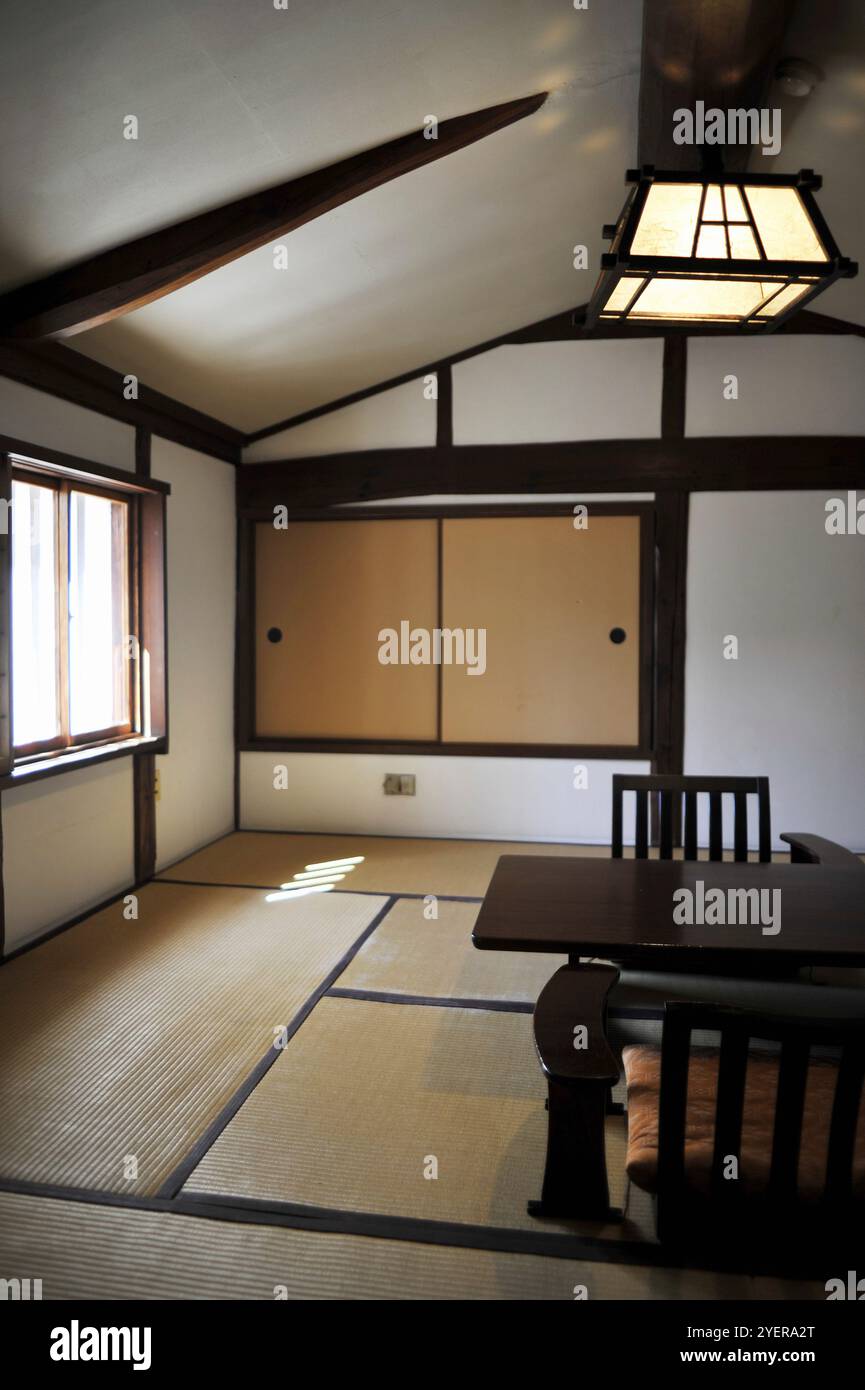 Zimmer im japanischen Stil im Ryokan Stockfoto