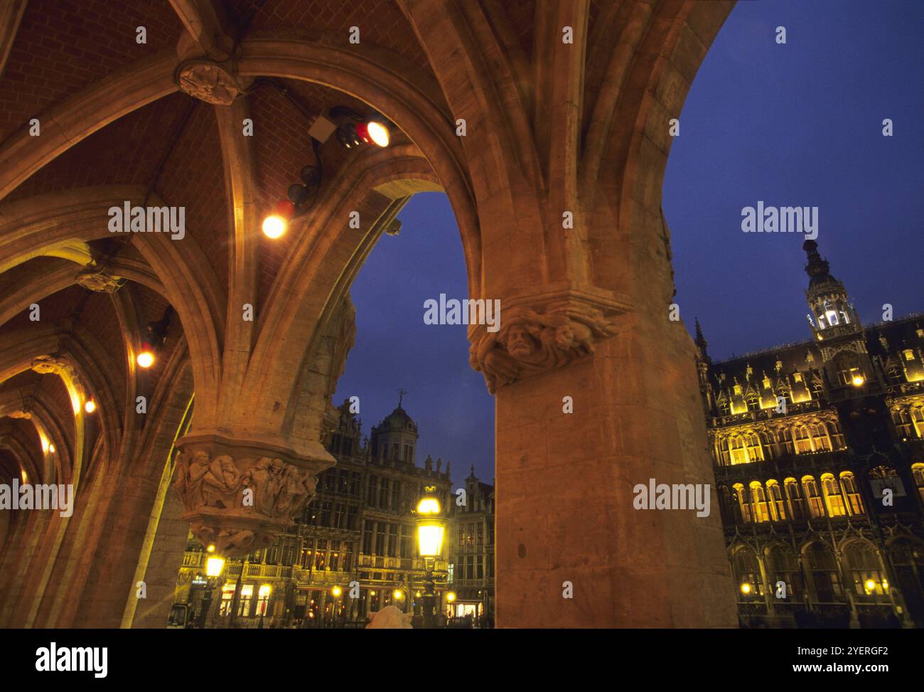 Nachtblick auf den Grand-Place Square Stockfoto
