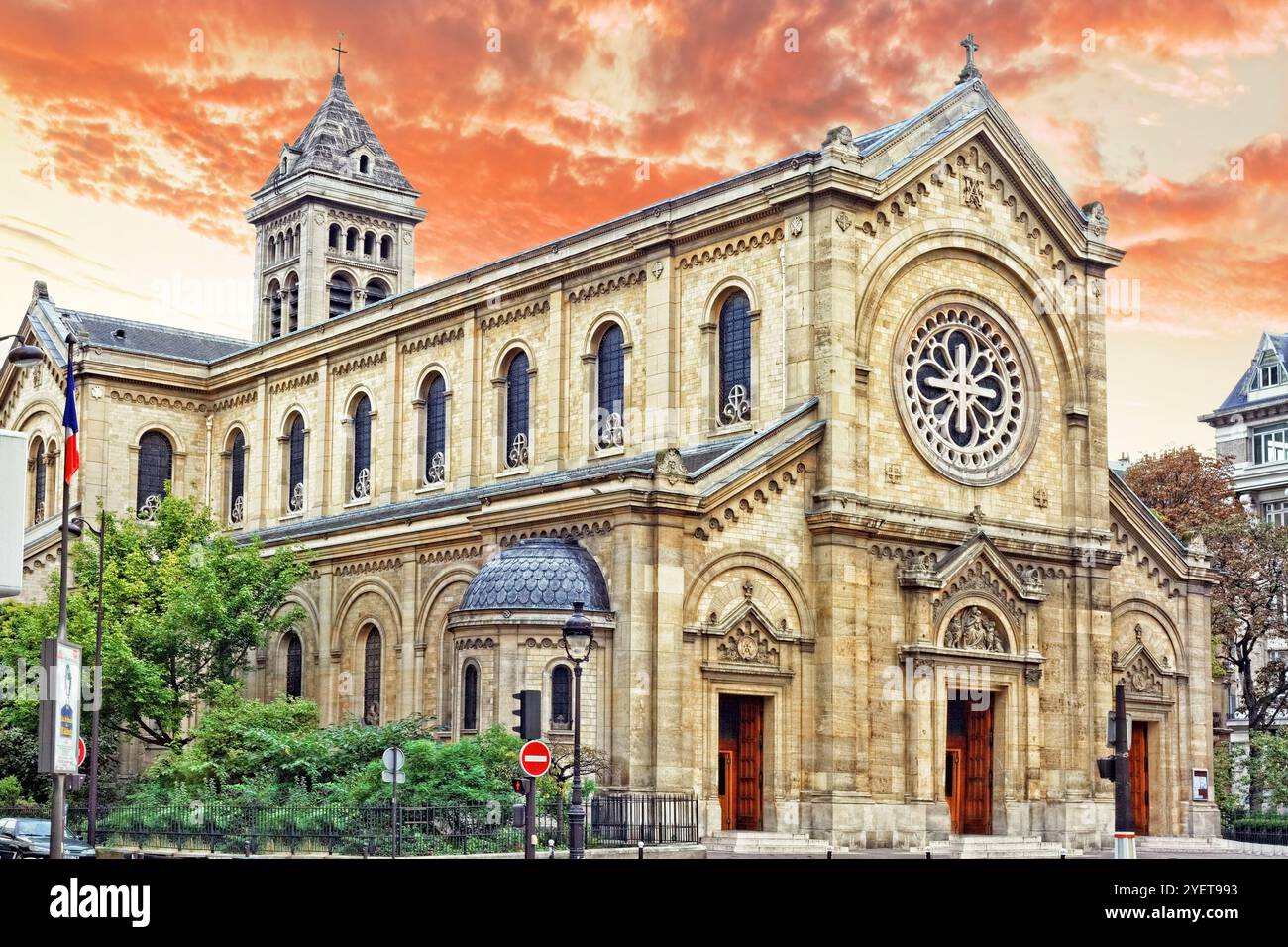 Die Kirche Eglise Notre-Dame-Des-Champs. Paris. Frankreich Stockfoto