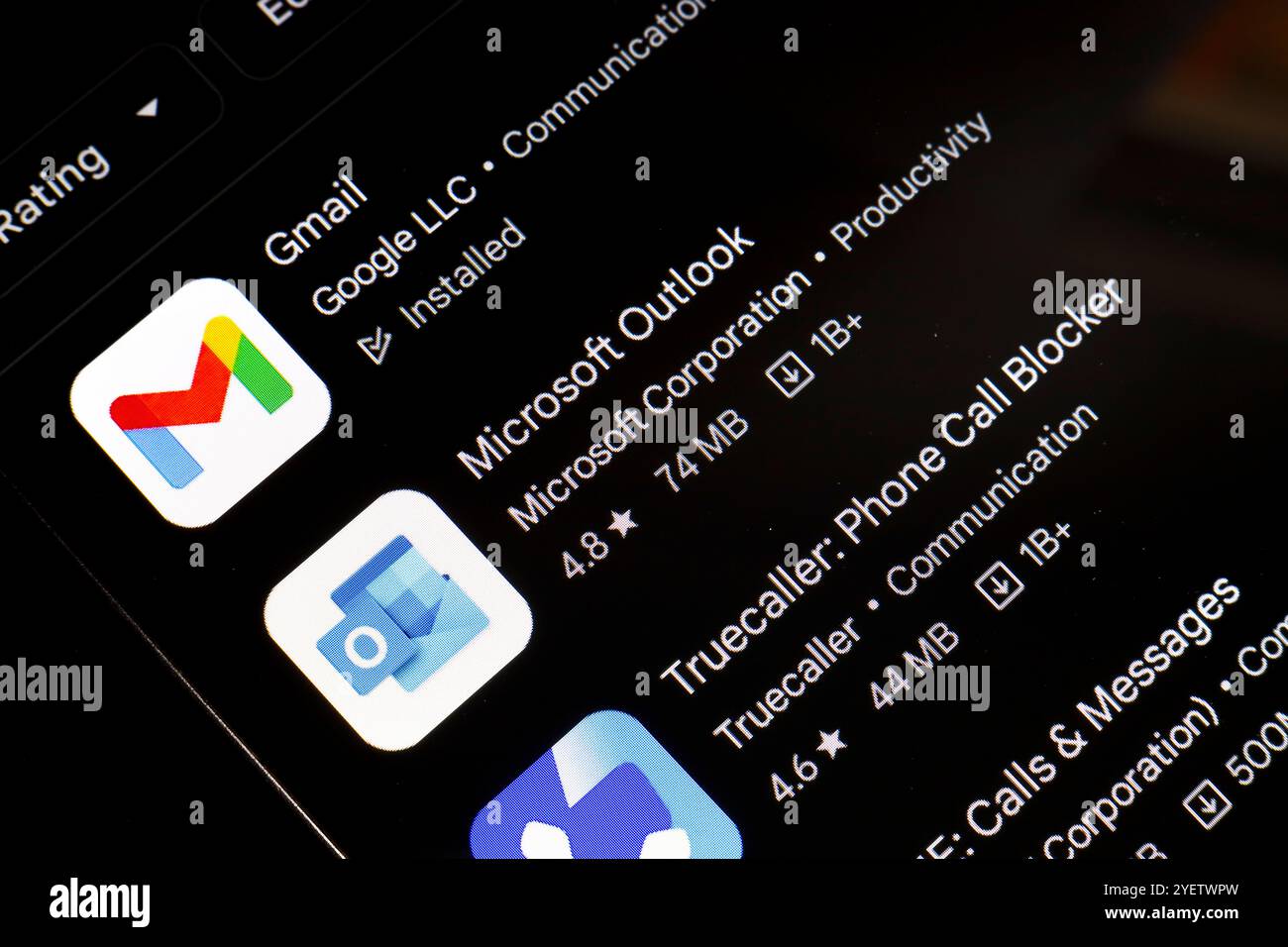 November 2024, Brasilien. In dieser Fotoabbildung wird das Gmail-, Microsoft Outlook- und Truecaller-App-Logo auf einem Smartphone-Bildschirm angezeigt. Stockfoto November 2024, Brasilien. In dieser Fotoabbildung wird das Gmail-, Microsoft Outlook- und Truecaller-App-Logo auf einem Smartphone-Bildschirm angezeigt. Stockfoto