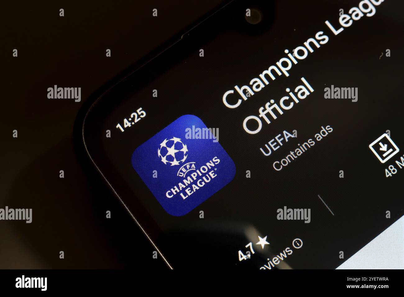 November 2024, Brasilien. In dieser Abbildung wird das Logo der UEFA Champions League (UCL)-App auf einem Smartphone-Bildschirm angezeigt Stockfoto