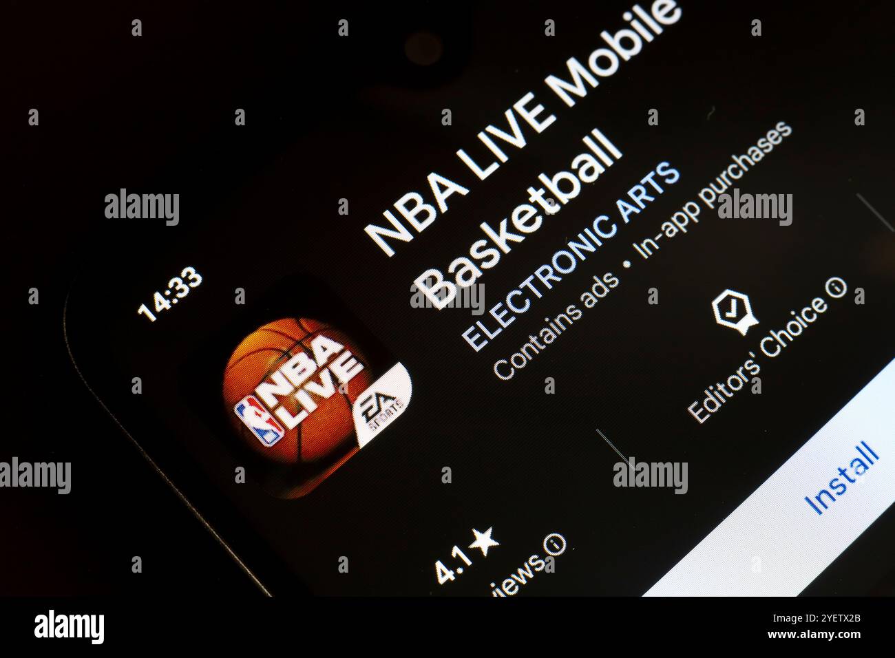 November 2024, Brasilien. In dieser Fotoabbildung wird das Logo der NBA LIVE Mobile Basketball App auf einem Smartphone-Bildschirm angezeigt Stockfoto