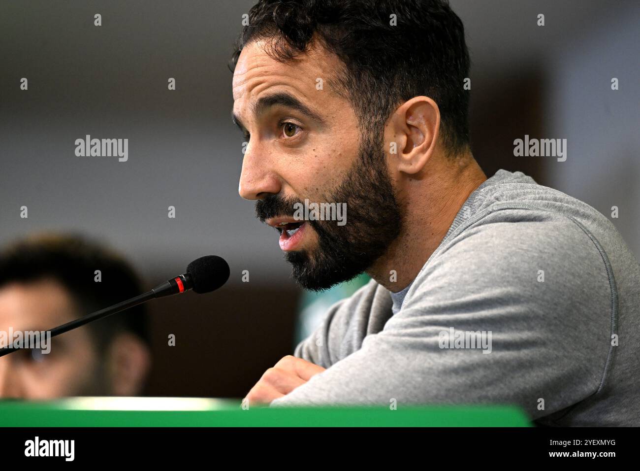 Sporting CP-Manager Ruben Amorim während einer Pressekonferenz nach dem Spiel der Liga Portugal Betclic im Jose Alvalade Stadion in Lissabon. Ruben Amorim wurde als neuer Cheftrainer von Manchester United bestätigt und wird am 11. November die Leitung des Premier League-Clubs übernehmen. Bilddatum: Freitag, 1. November 2024. Stockfoto