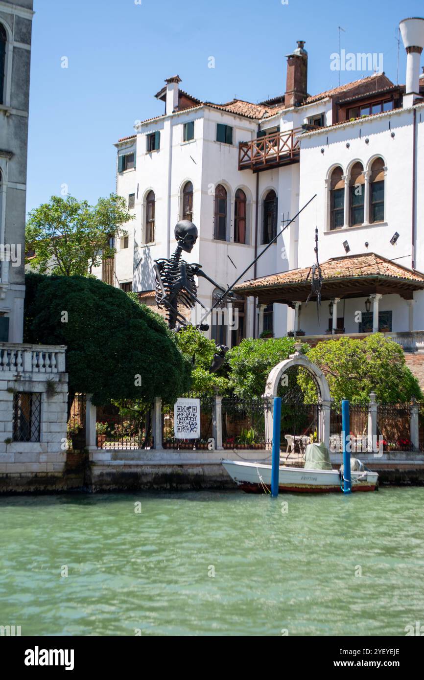 VENEDIG, ITALIEN - Peggy Guggenheim Collection, vom Canal Grande aus gesehen. Stockfoto