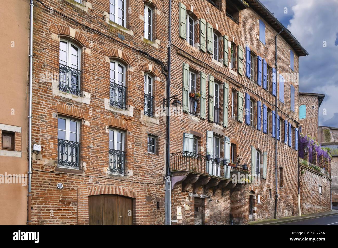 Straße im historischen Zentrum von Albi, Frankreich, Europa Stockfoto