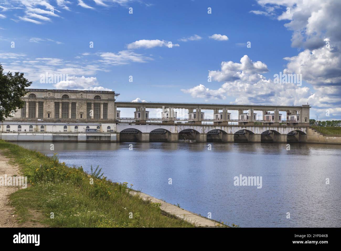 Wasserkraftwerk in Uglich, Russland, Europa Stockfoto