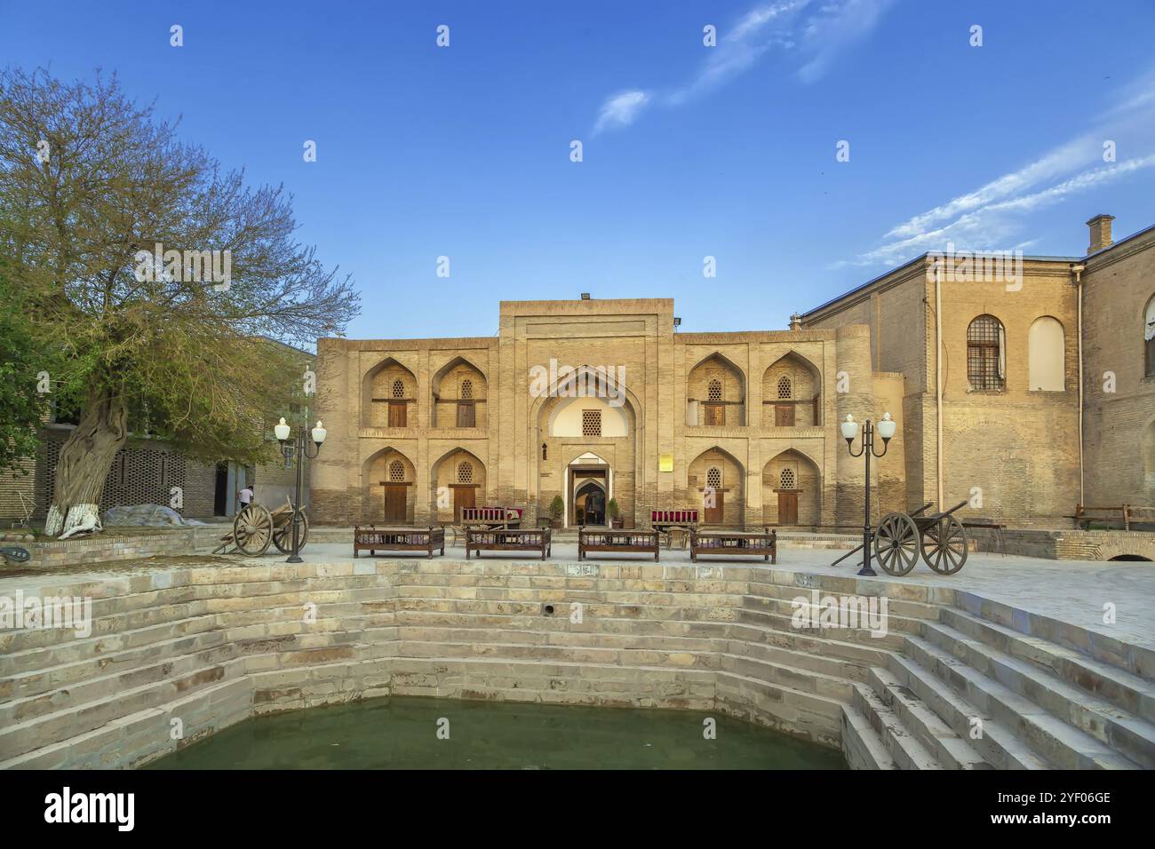 Abdurahmani Alam Madrasah im historischen Zentrum von Buchara, Usbekistan, Asien Stockfoto