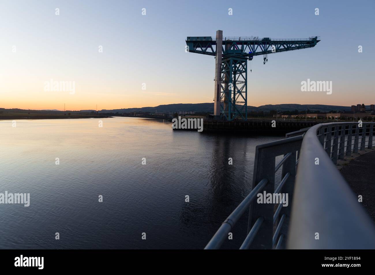 Der Fluss Clyde in Glasgow Schottland an einem Wintermorgen Stockfoto