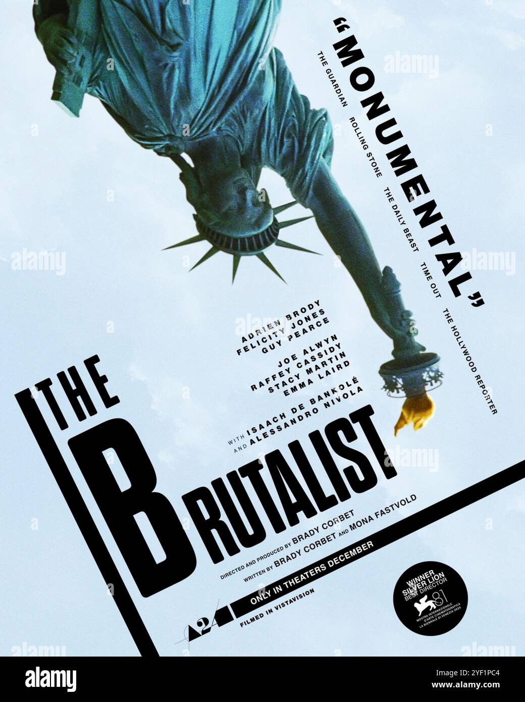 The Brutalist (2024) von Brady Corbet mit Adrien Brody, Felicity Jones und Guy Pearce. Ein visionärer Architekt und seine Frau fliehen aus Europa der Nachkriegszeit, um ein monumentales Projekt in Amerika zu bauen, nur um sich unerwarteten Herausforderungen zu stellen. NUR ZUR REDAKTIONELLEN VERWENDUNG des US-Advance-Posters. Quelle: BFA / A24 Stockfoto