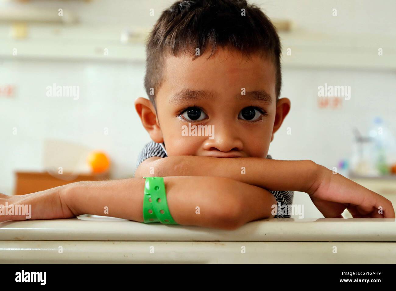 Calmette Hospital. Kindliche Leiden angeborener Herzerkrankungen. Die französische NGO Chaine de l Espoir bietet kostenlose Behandlungen an. Phnom Penh. Kambodscha. Calmette Hospital 016757 182 Stockfoto