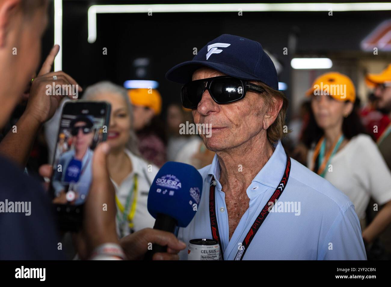 Rio de Janeiro, Rio de Janeiro, BRA. November 2024. SAO PAULO, BRASILIEN - 02. NOVEMBER: EMERSON FITTIPALDI beantwortet Fragen nach dem Sprint-Rennen vor dem Formel 1 Grand Prix von Brasilien im Autodromo Jose Carlos Pace am 2. November 2024 in Sao Paulo, Brasilien. (Kreditbild: © Ruano Carneiro/ZUMA Press Wire) NUR REDAKTIONELLE VERWENDUNG! Nicht für kommerzielle ZWECKE! Stockfoto