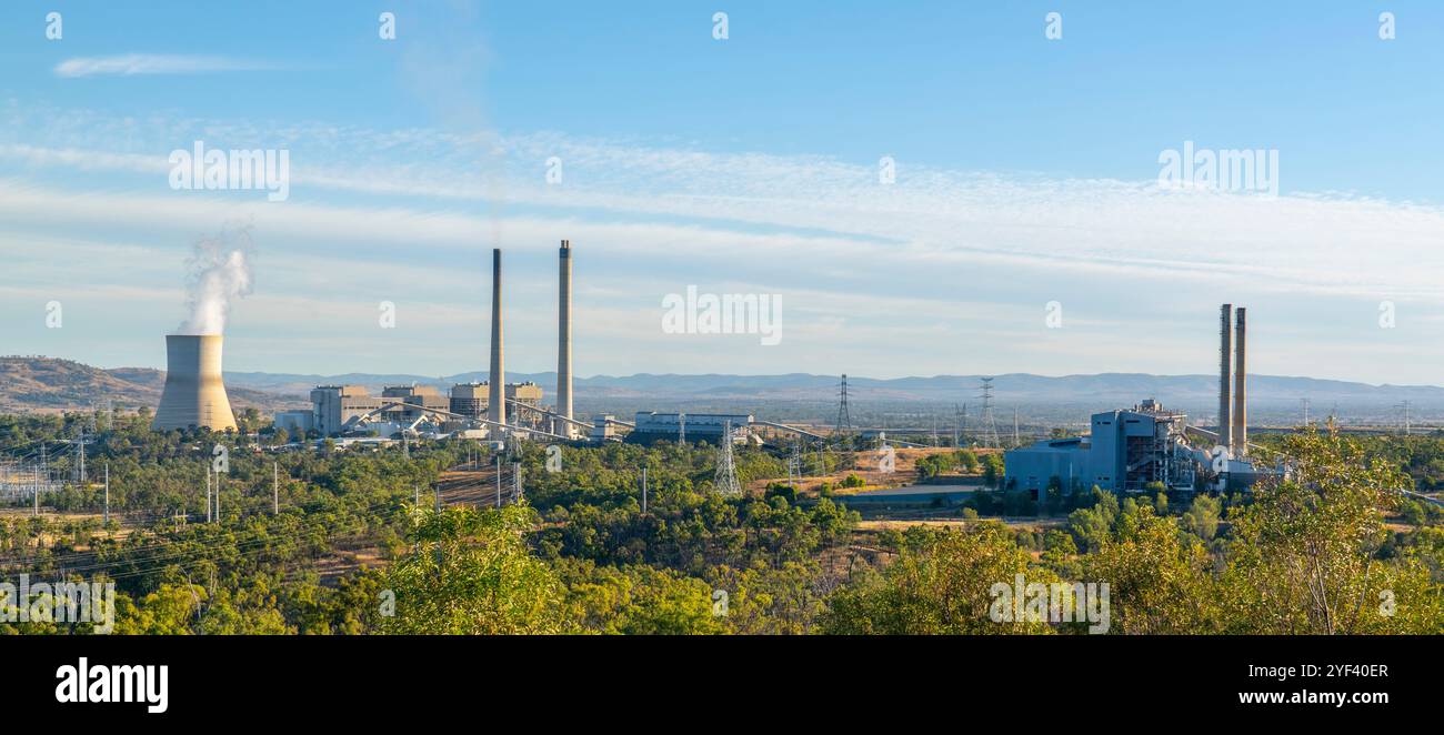 Das Kraftwerk Callide befindet sich in der Nähe von Biloela in Central Queensland, Australien. Er wird mit acht Dampfturbinen mit Kohle betrieben Stockfoto