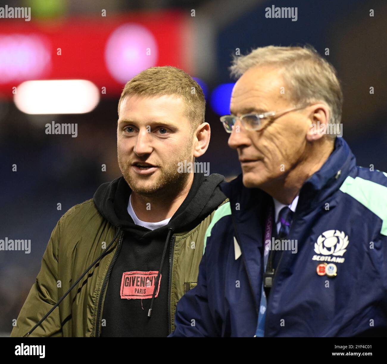 Scottish Gas Murrayfield. Edinburgh Schottland Großbritannien 2. November 24 HERBSTTESTS 2024/25 Schottland vs Fidschi. Rugby-Match Schottlands Zuschauer statt Spieler Finn Russell. Quelle: eric mccowat/Alamy Live News Stockfoto