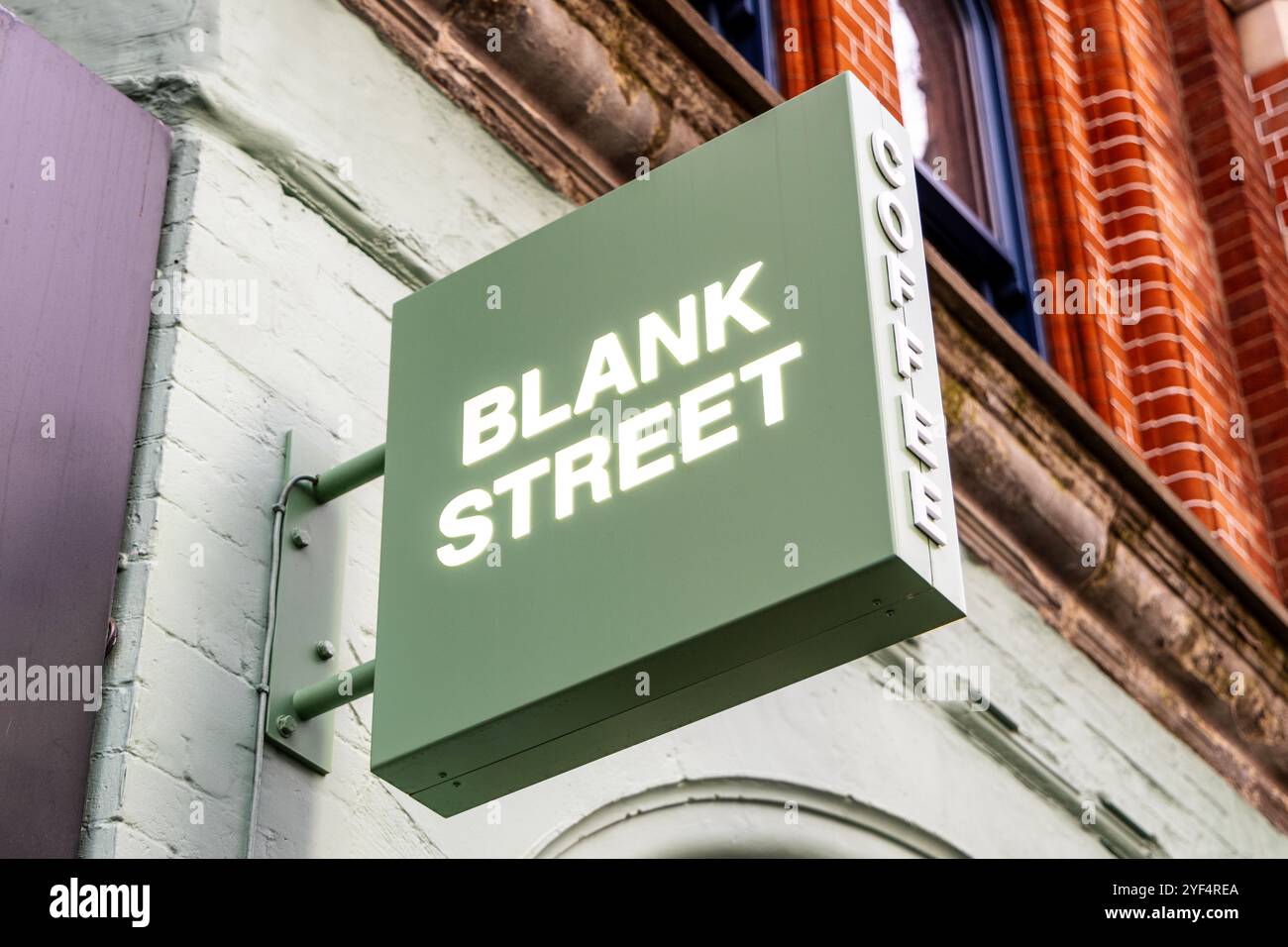 Schild für das Café blank Street an der Charing Cross Road, London, England Stockfoto