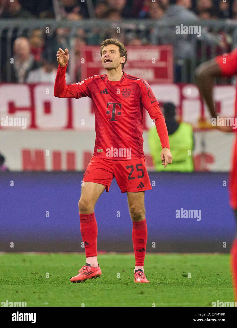 Thomas MUELLER, Mueller, FCB 25 im Spiel FC BAYERN MÜNCHEN - 1. FC UNION BERLIN 3-0 am 2. November 2024 in München. Saison 2024/2025, 1.Bundesliga, FCB, München, Spieltag 9, 9.Spieltag-Fotograf: ddp-Bilder / STAR-Bilder - DFL-VORSCHRIFTEN VERBIETEN JEDE VERWENDUNG VON FOTOGRAFIEN als BILDSEQUENZEN und/oder QUASI-VIDEO - Stockfoto