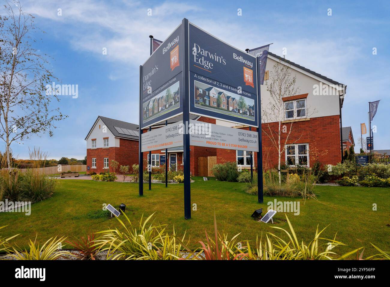 Darwin's Edge Neubauschild, Shrewsbury, England, Großbritannien Stockfoto