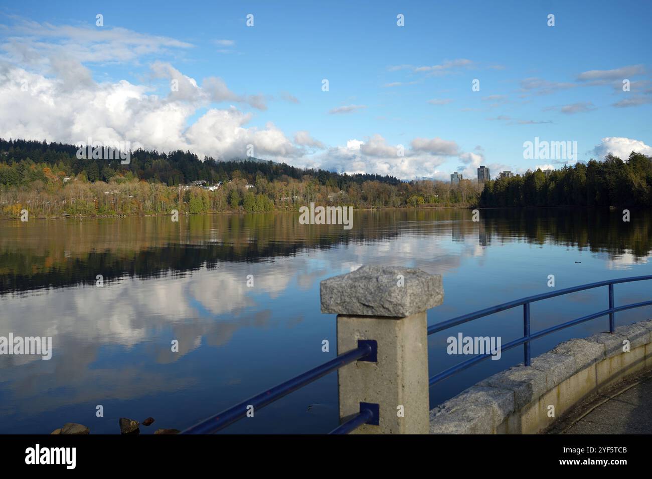 Blick vom Rocky Point Vewpoint in Port Moody, British Columbia, Kanada Stockfoto