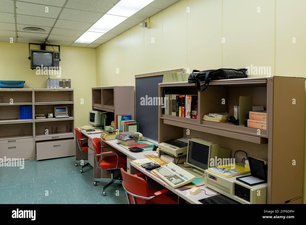 Büro- und Beratungsraum im Diefenbunker, Carp, Ontario, Kanada Stockfoto