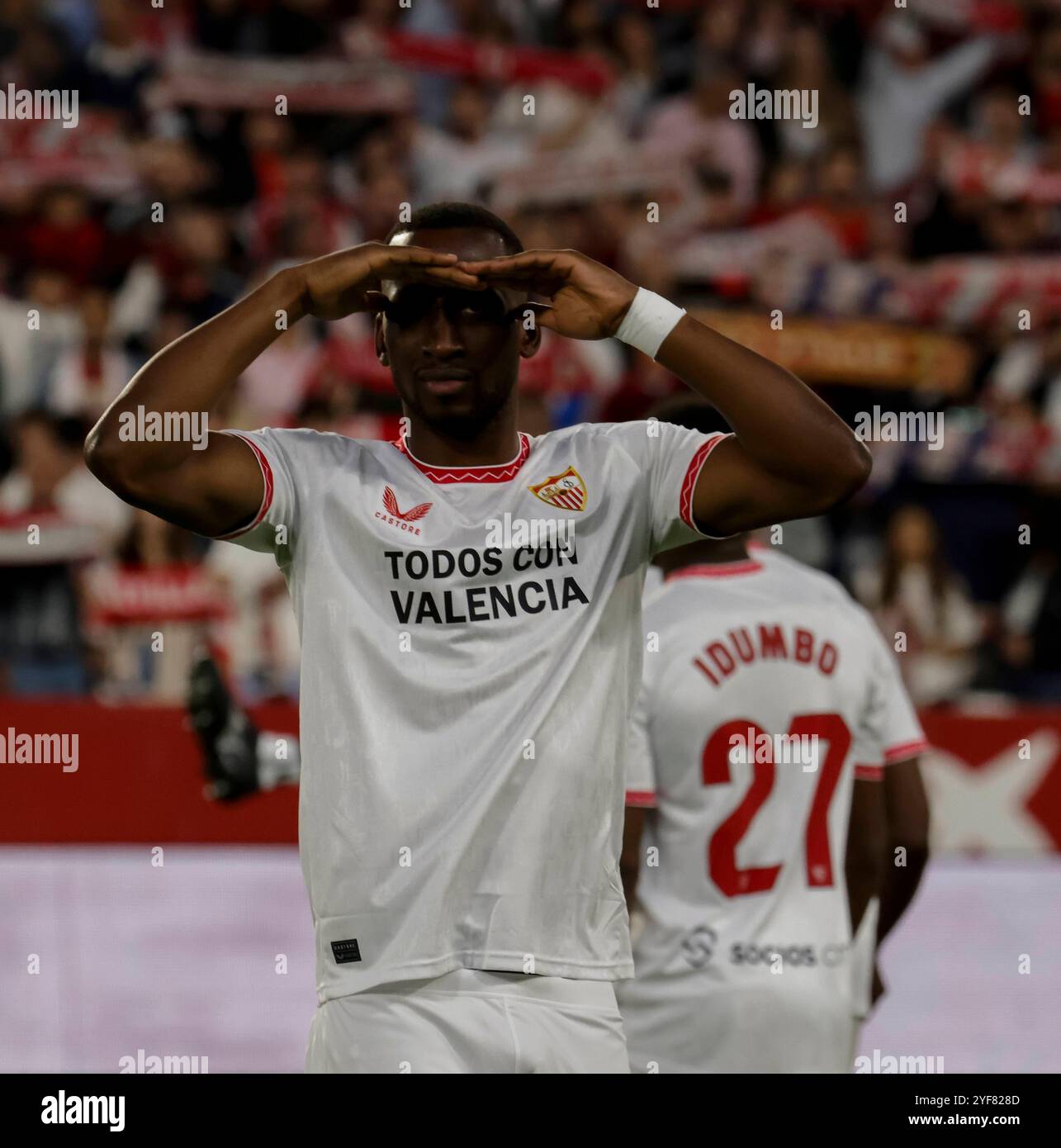 Spanisch La Liga EA Sports Fußball Spiel Sevilla gegen Real Sociedad im Ramon Sanchez Pizjuan Stadium in Sevilla, Spanien. November 2024. JORNADA 12 LIGA 1ª DIVISION ESTADIO SANCHEZ PIZJUAN SEVILLA FC-REAL SOCIEDAD. 900/Cordon Press Credit: CORDON PRESS/Alamy Live News Stockfoto