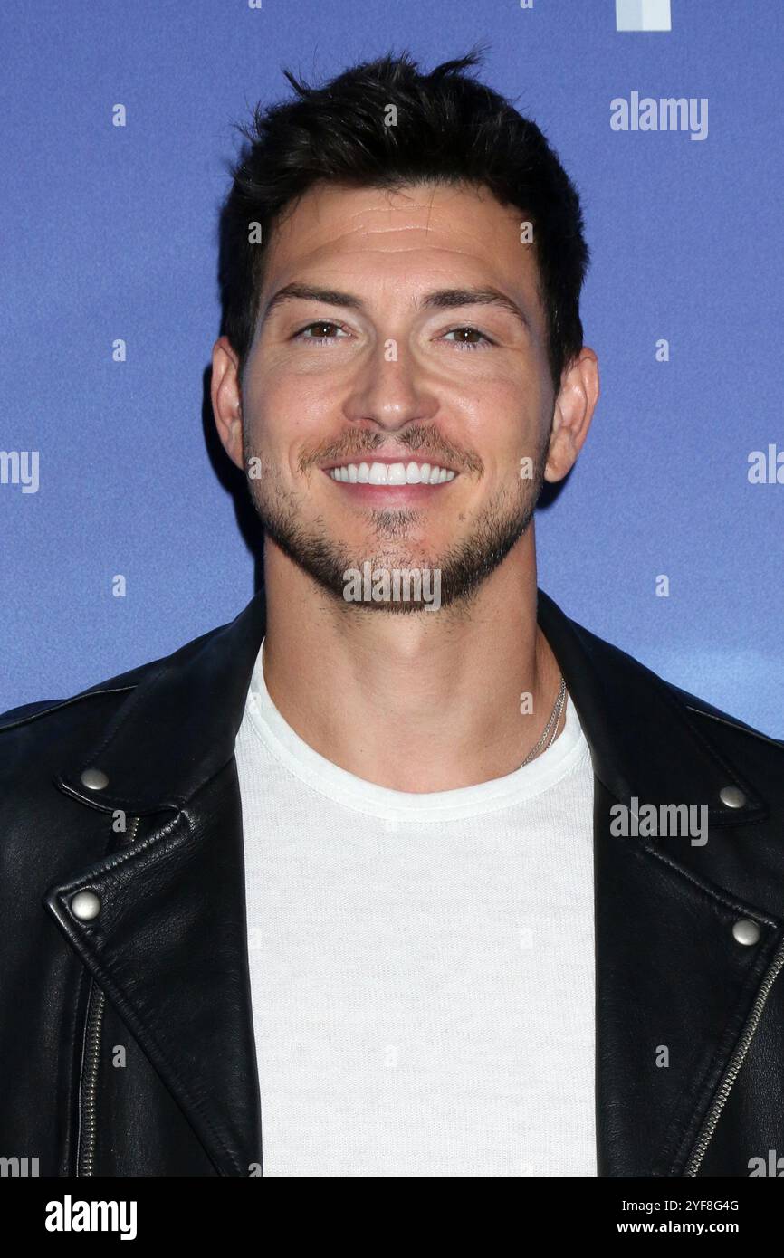 LOS ANGELES - 2. November: Robert Scott Wilson beim A Day of Days Fan Event im Peacock Theater am 2. November 2024 in Los Angeles, KALIFORNIEN Stockfoto