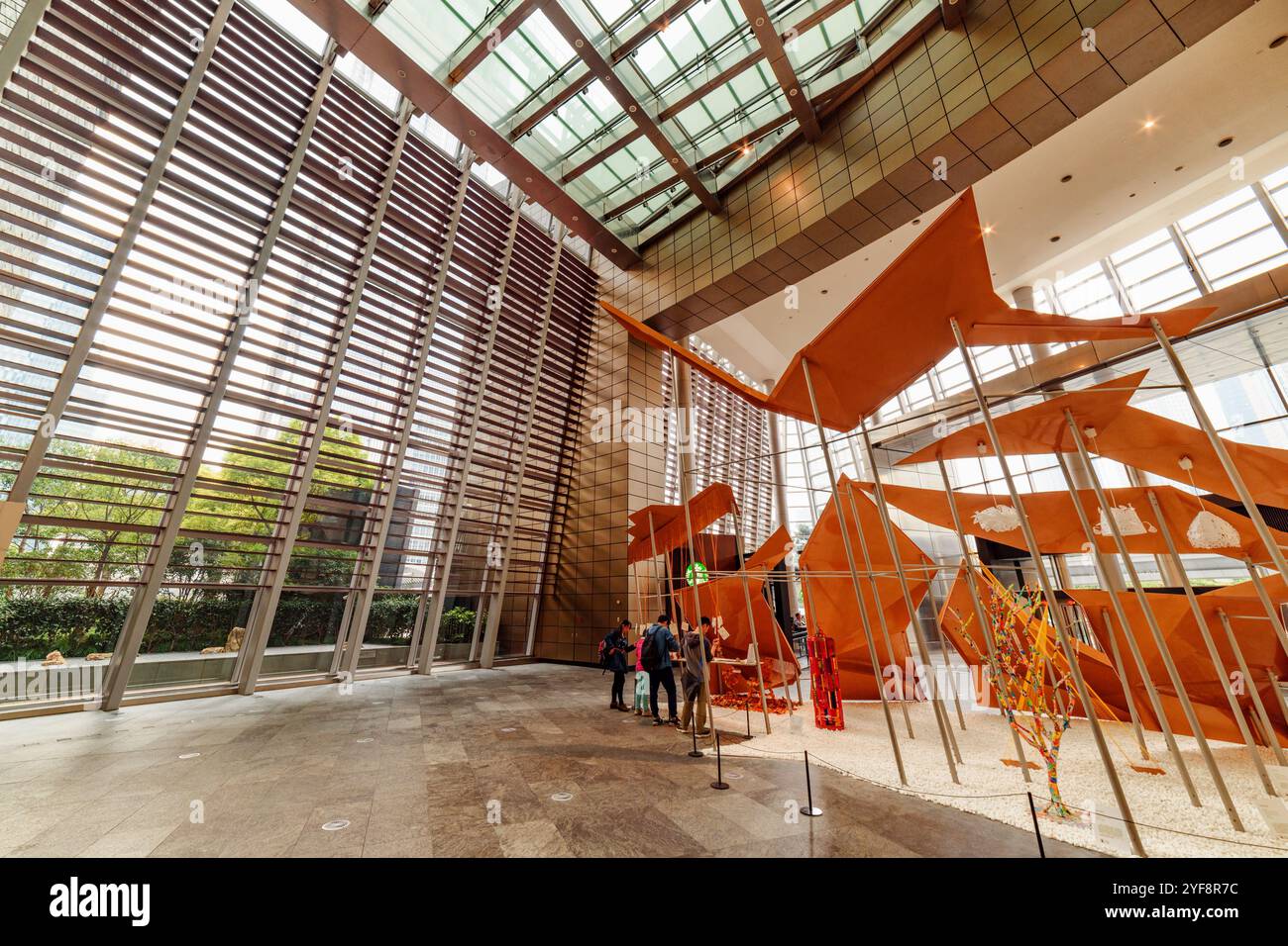 Modernes Kunstobjekt im Pudong New District, Shanghai Stockfoto