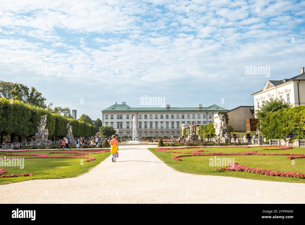 Schloss Mirabell und Gärten in Salzburg, Österreich, eine Oase der Naturschönheit und architektonischen Splendo Stockfoto