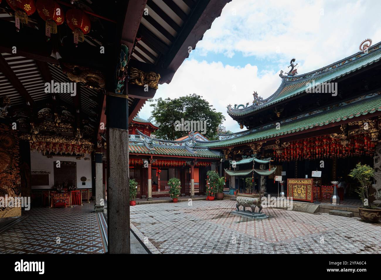 Singapur - 16. August 2024: Der taoistische Thian Hock Keng Tempel oder Tempel des himmlischen Glücks in Chinatown Stockfoto