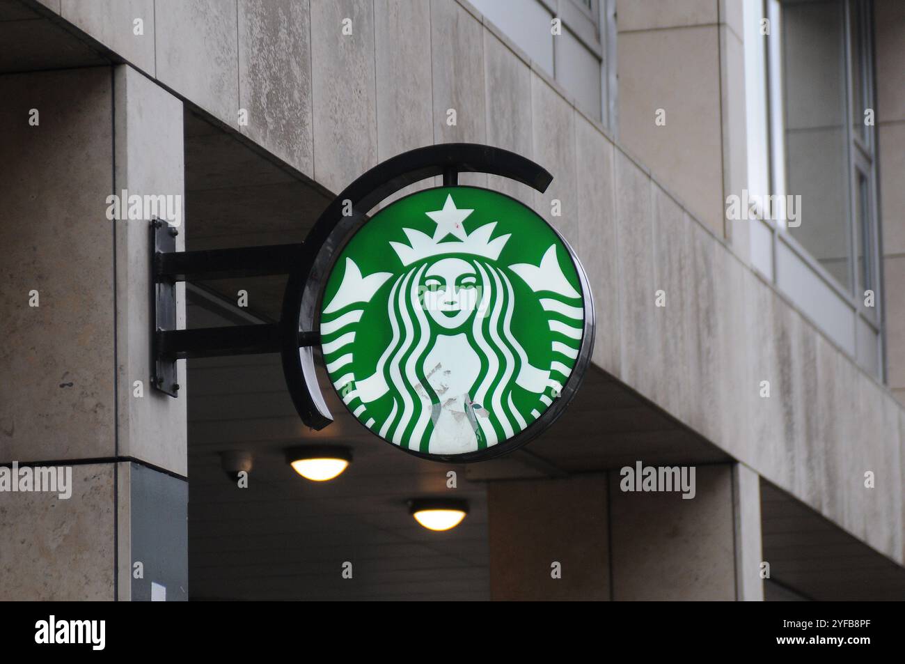 Kopenhagen/Dänemark /04 Nov.2024/ Seattle-Kette STAR Bucks Kaffeekaffee in der dänischen Hauptstadt Kopenhagen. (Foto. Francis Joseph Dean/Dean Pictures) (nicht für kommerzielle Zwecke) Stockfoto