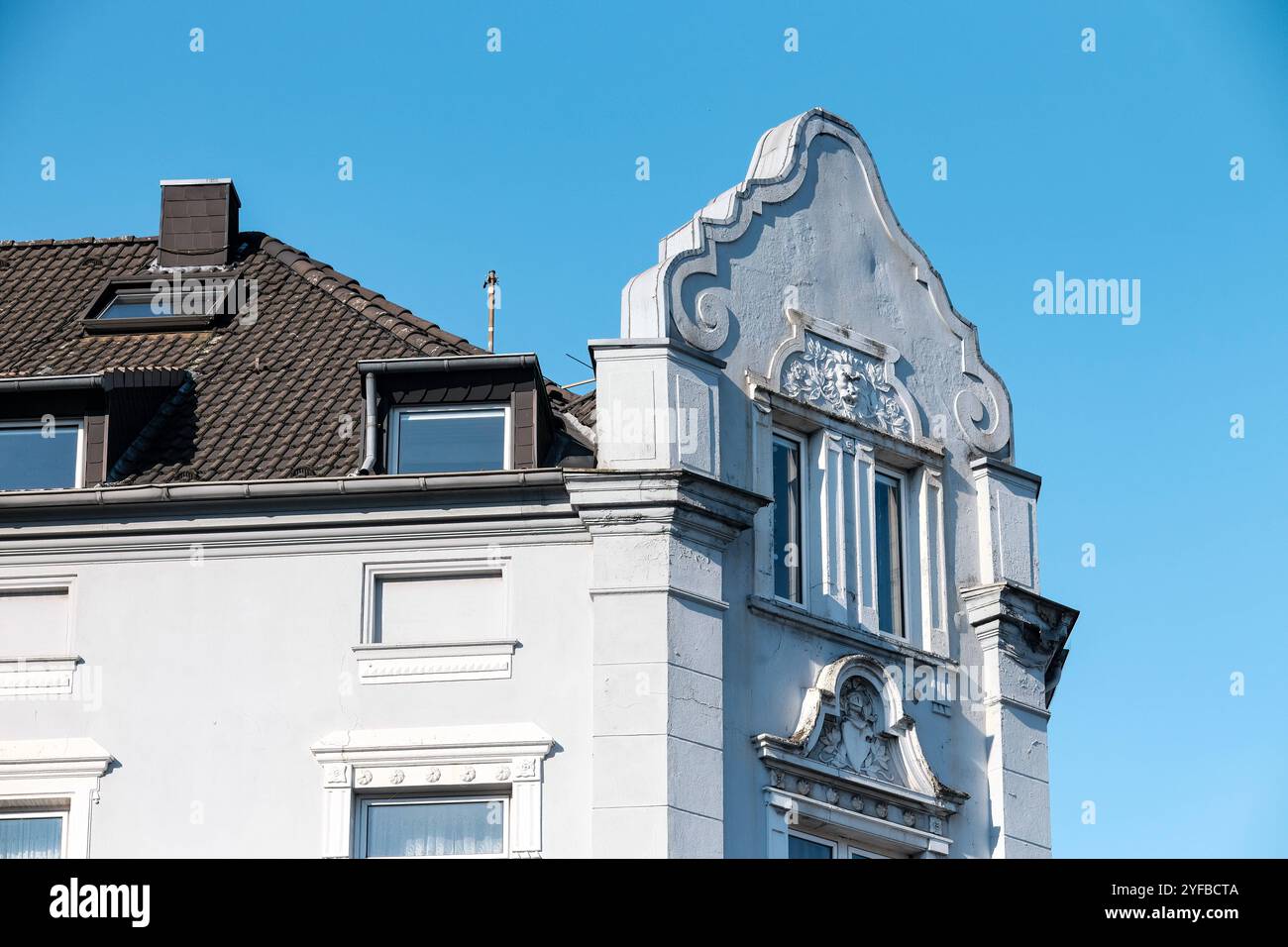 Düsseldorf 04.11.2024 Wohnungen Wohnungsnot Mietswohnung Mieten Mietpreis soziale Wohnungsbau Sozialwohnung Immobilien Wohnraummangel Wohnung Baustelle Neubau Mehrfamilienhaus Mietspiegel Mietpreisspiegel Immobilie Wohnungsmangel Baustau Wohnimmobilie Wohnungsimmobilien Mietpreise Altbau Leerstand Baumaterial Baustoffe Ballungsgebiet bezahlbarer Wohnraum CO2-Preis CO2 Bundes-Klimaschutzgesetz Heizen Heizung Klimapaket Mieter Vermieter Mietpreisbremse Klimasteuer Energiewende Büro Homeoffice Home-Office Konjunkturpaket Grundsteuererklärung Wohngeld Grundsteuererklärung Wohngeld Wohngeld Wohngeld Wohngeld Stockfoto