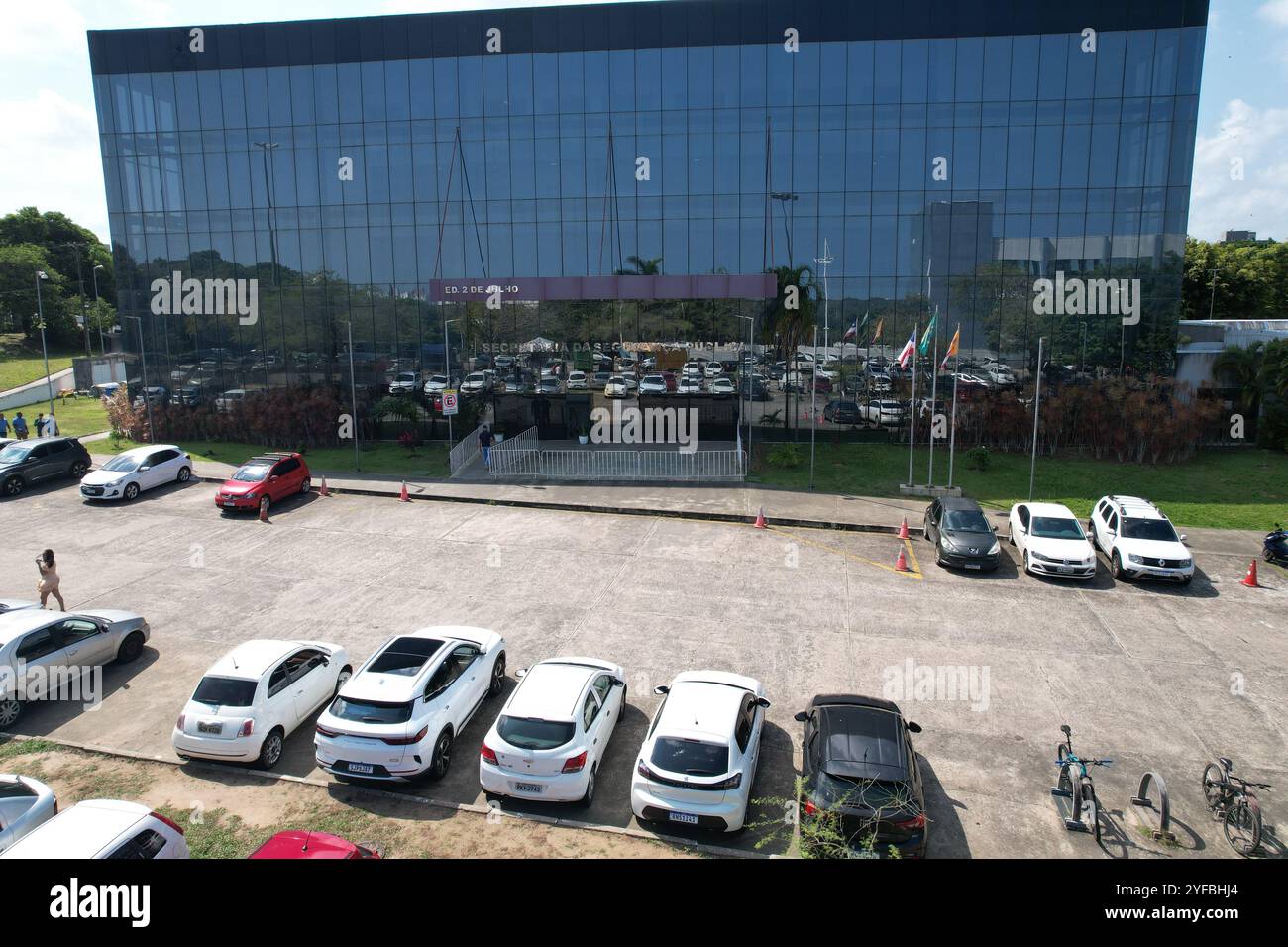 salvador, bahia, brasilien - 4. september 2024: Hauptquartier des Betriebs- und Geheimdienstzentrums der Abteilung für öffentliche Sicherheit von Bahi Stockfoto