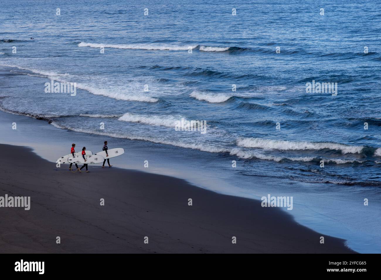 Ribeira Grande ist eine beliebte Küstenstadt an der Nordküste der Insel Sao Miguel auf den Azoren. Stockfoto