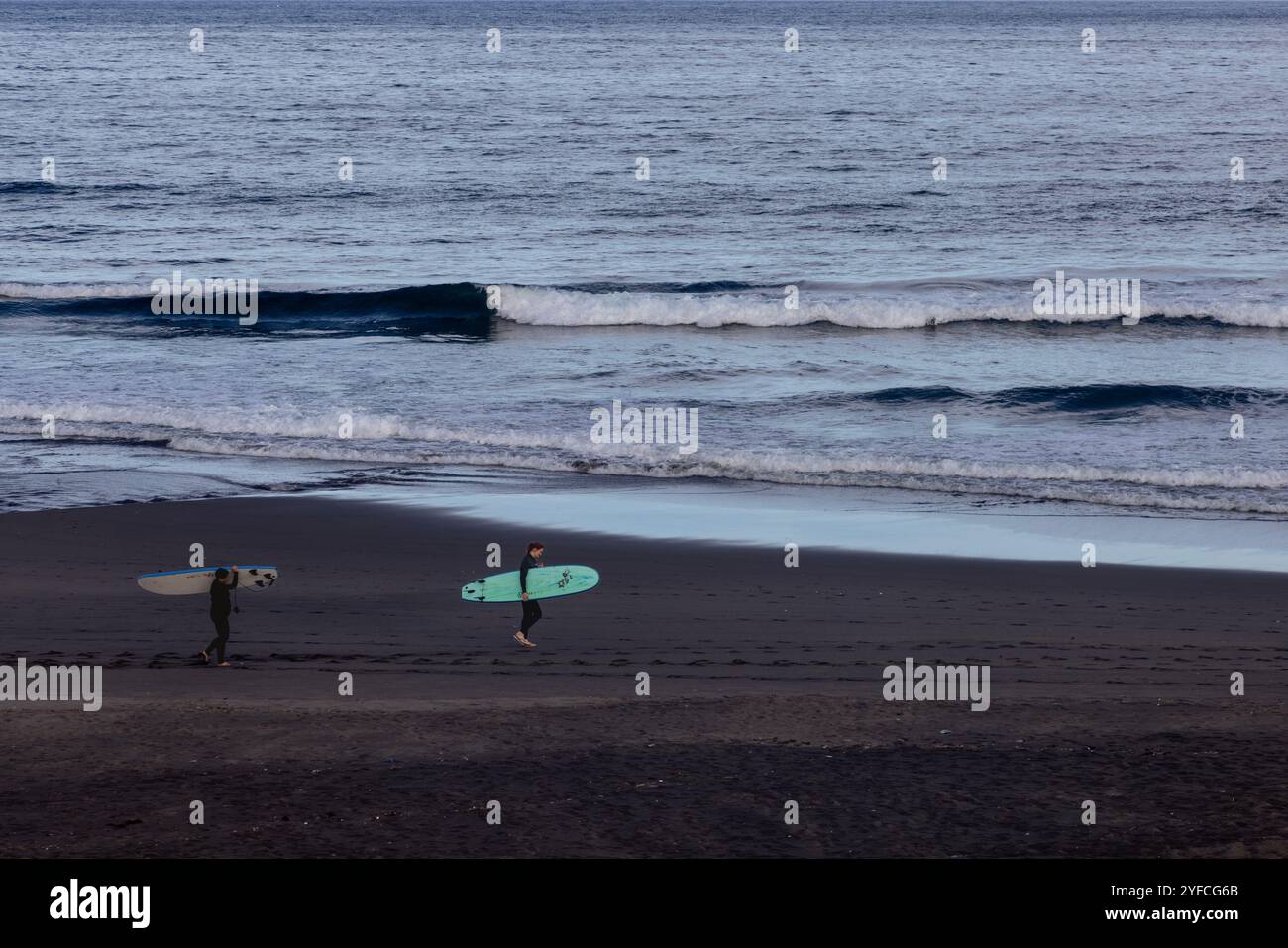 Ribeira Grande ist eine beliebte Küstenstadt an der Nordküste der Insel Sao Miguel auf den Azoren. Stockfoto