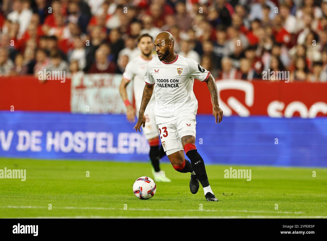 Sevilla, Spanien. November 2024. Marcao (Sevilla) Fußball/Fußball : spanisches Spiel "LaLiga EA Sports" zwischen Sevilla FC 0-2 Real Sociedad im Estadio Ramon Sanchez-Pizjuan in Sevilla, Spanien. Quelle: Mutsu Kawamori/AFLO/Alamy Live News Stockfoto