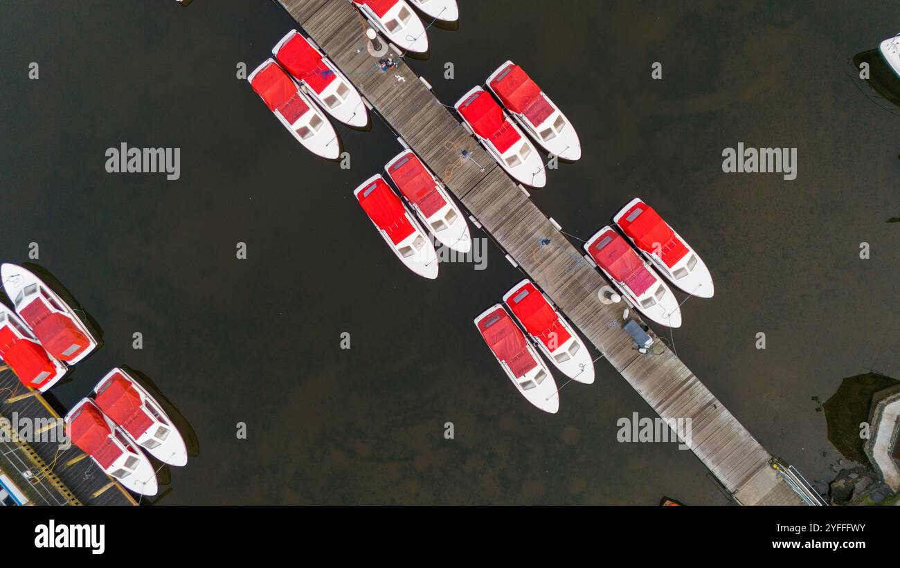 Windermere im Lake District Bowness Pier Windermere Lake Cruises Stockfoto